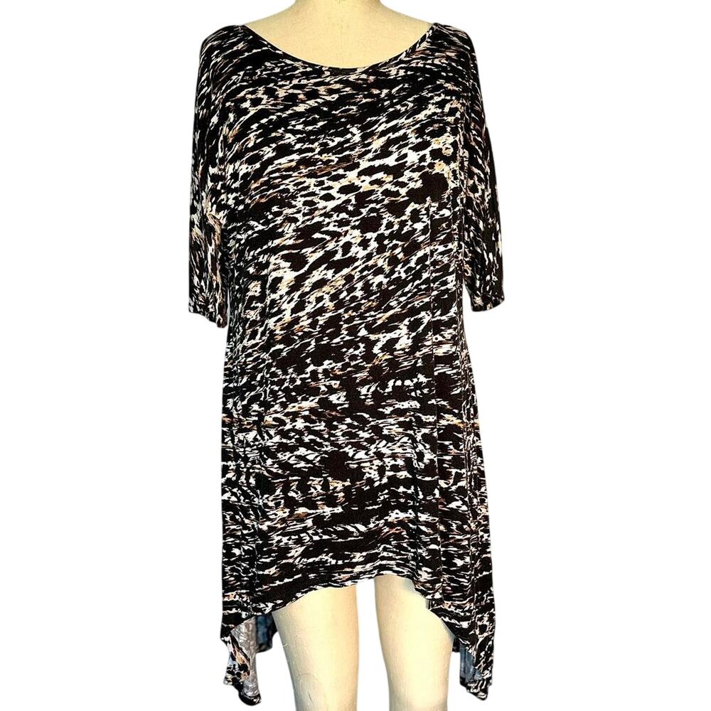 Womens Top Size Large Black Beige Animal Print Professional Office Church Work